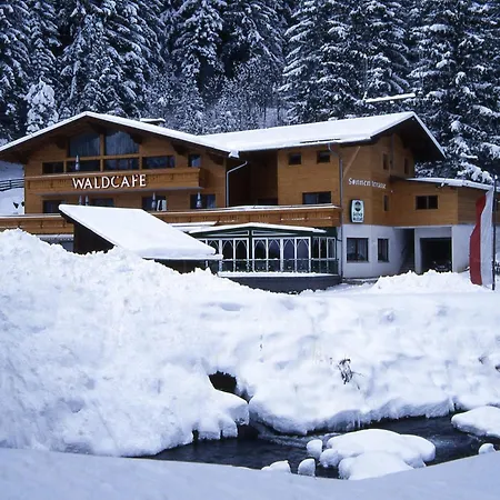 Szálloda Waldcafe 3*